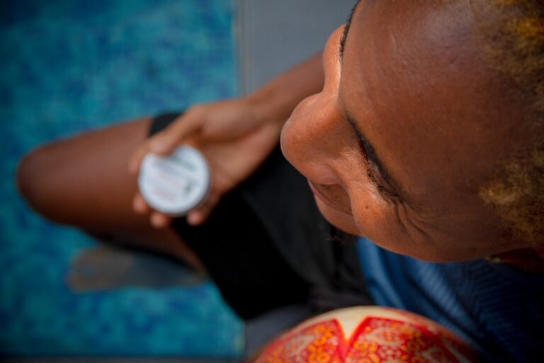 Routine simple : comment utiliser votre déodorant crème au quotidien ?